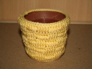 Pot jaune petit modèle